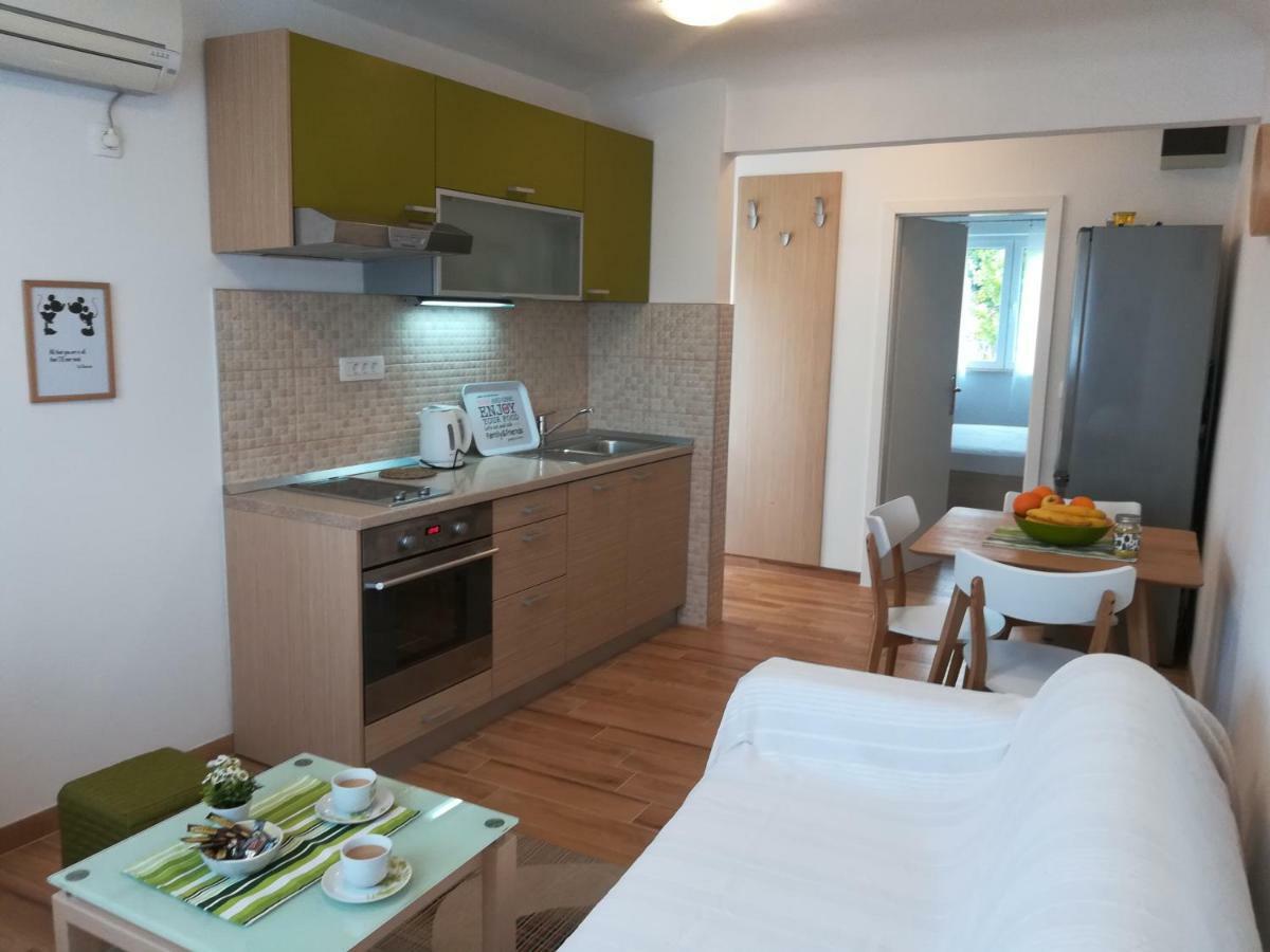 Iris Apartment Mlini Eksteriør bilde